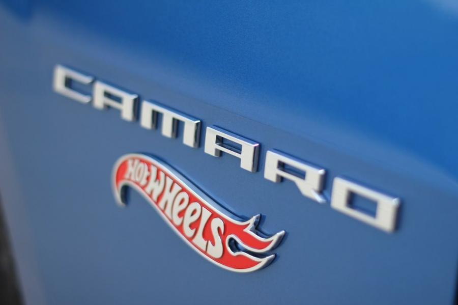  Chevrolet Camaro Hot Wheels Special Edition 2013 года  (фото 47 из 60)